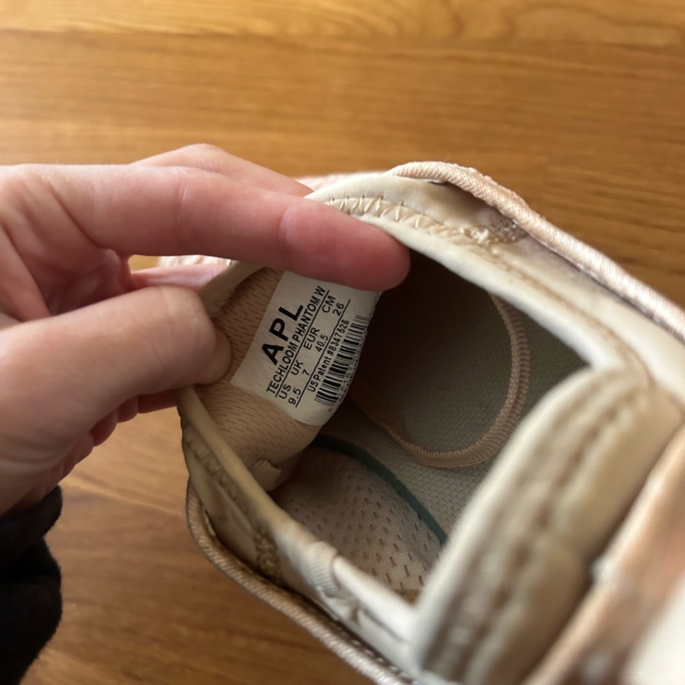 APL Sneakers - Picture 4 of 5